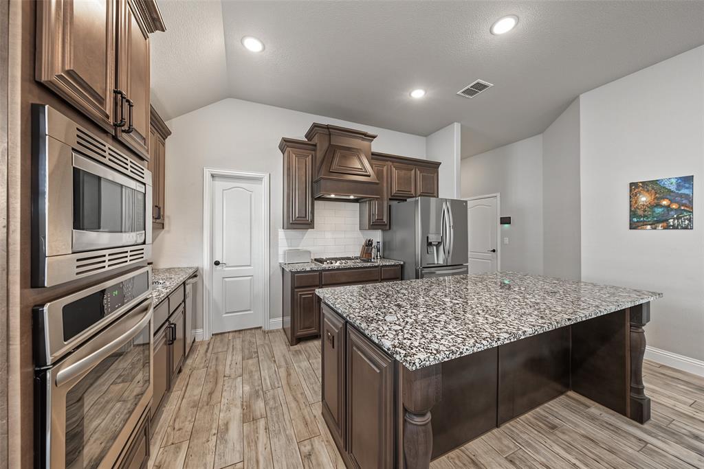 4112 Cerulean Circle, Royse City, TX 75189