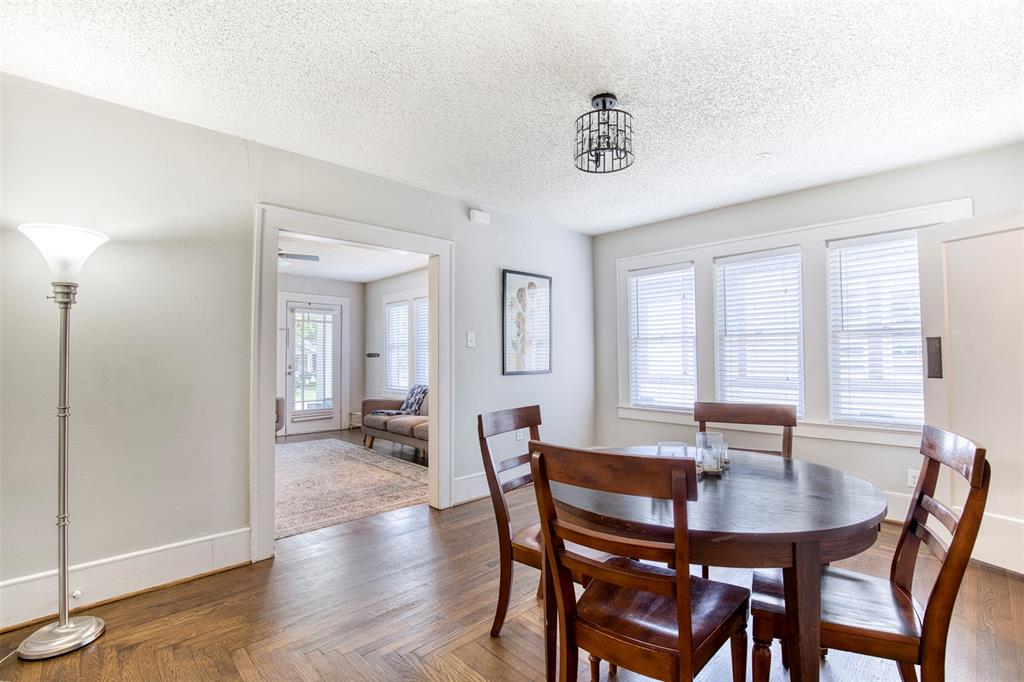 413 N Winnetka Avenue, Dallas, TX 75208