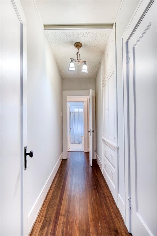413 N Winnetka Avenue, Dallas, TX 75208