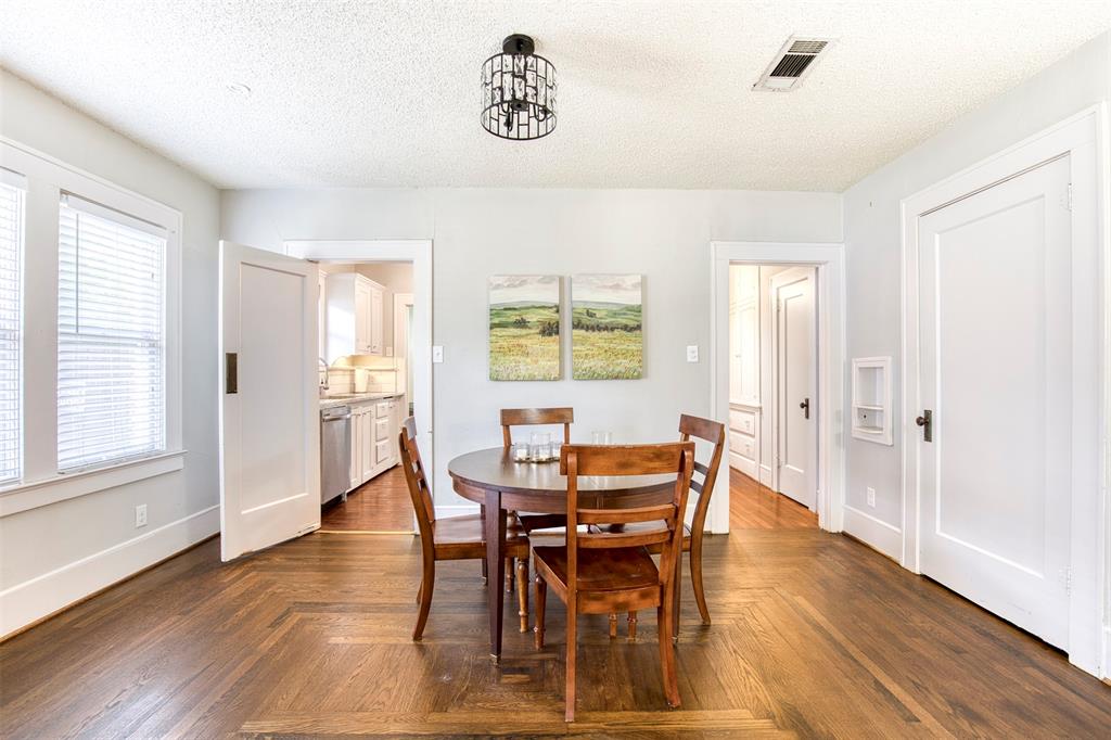 413 N Winnetka Avenue, Dallas, TX 75208