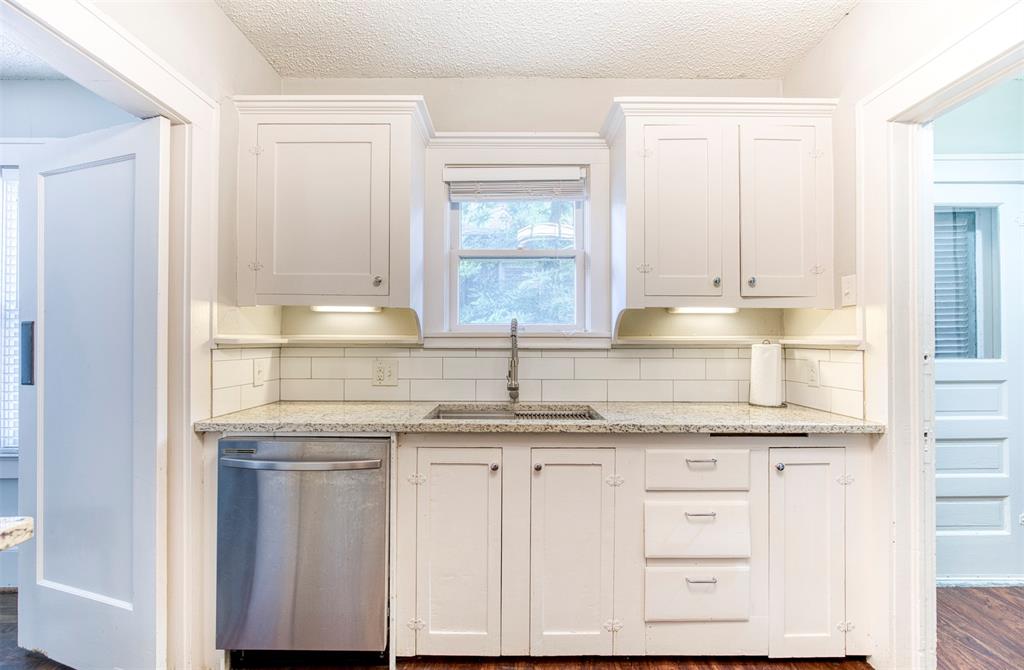 413 N Winnetka Avenue, Dallas, TX 75208