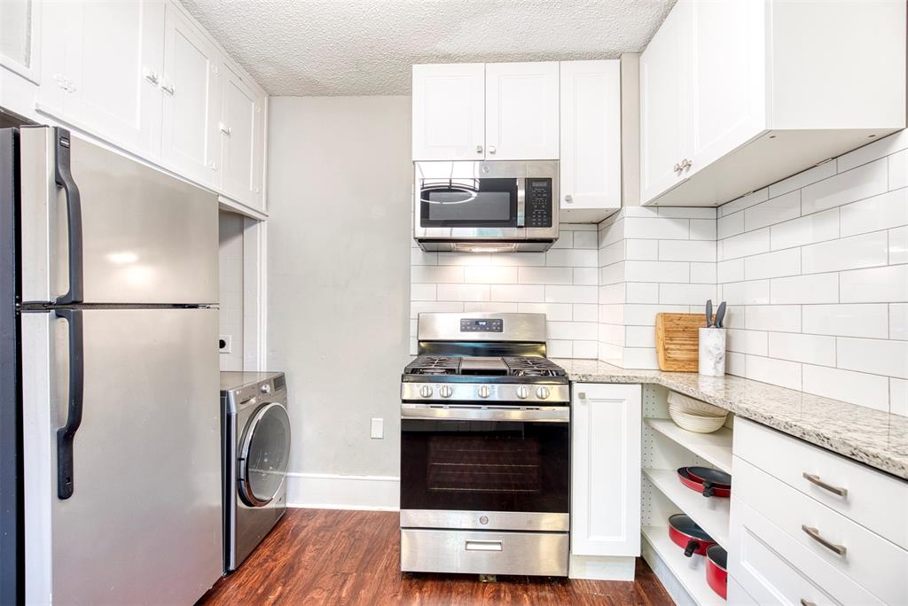 413 N Winnetka Avenue, Dallas, TX 75208