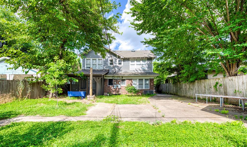 413 N Winnetka Avenue, Dallas, TX 75208