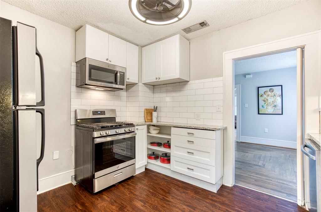 413 N Winnetka Avenue, Dallas, TX 75208