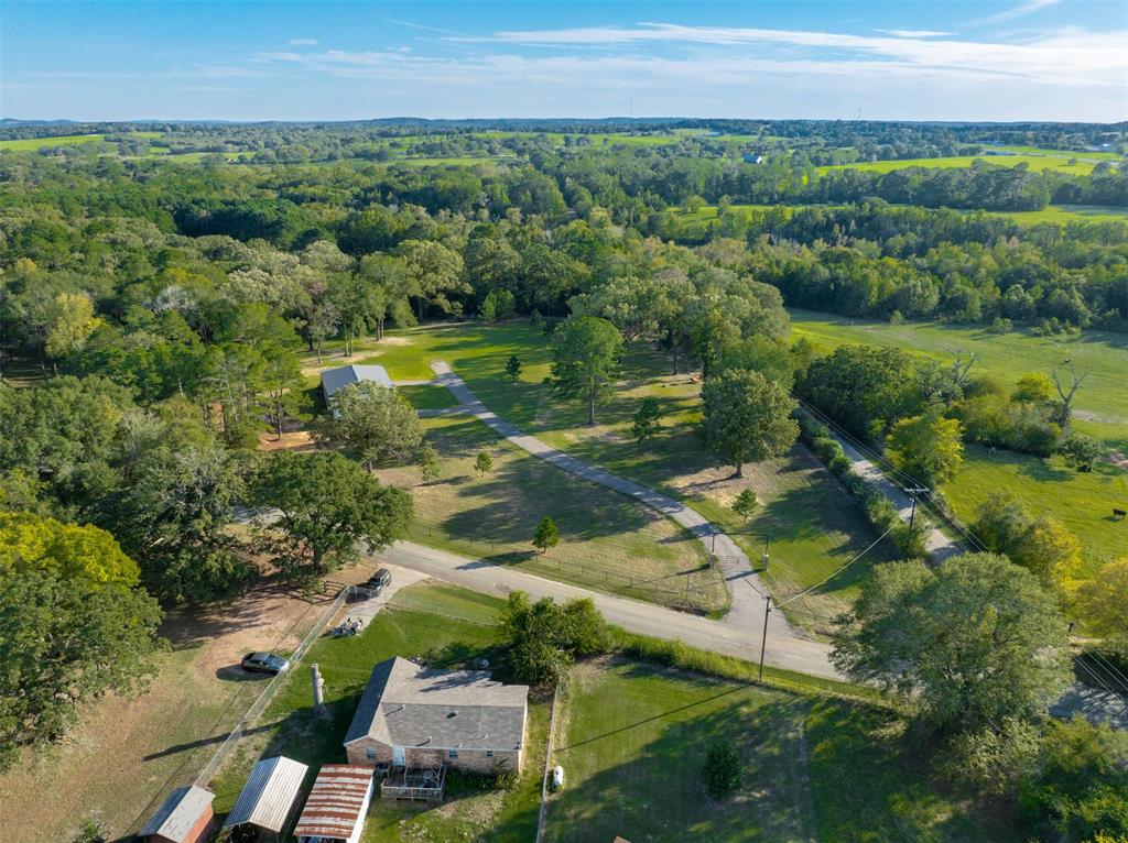 22080 County Road 4117, Frankston, TX 75763