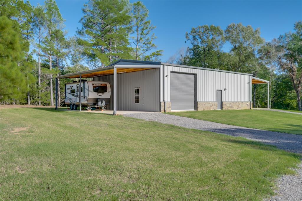 22080 County Road 4117, Frankston, TX 75763