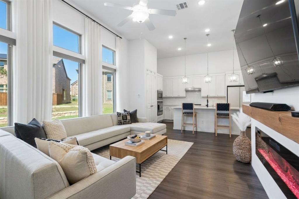 219 Harper Street, Irving, TX 75063