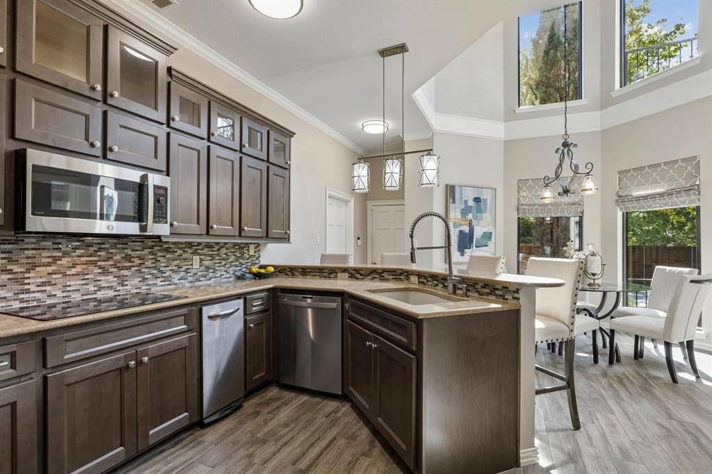 9006 Windy Crest Drive, Dallas, TX 75243