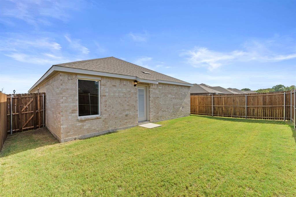 1812 Potomac Lane, Blue Ridge, TX 75424