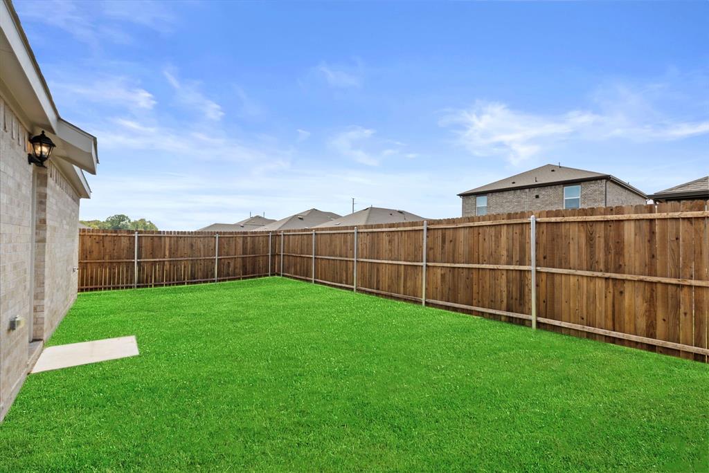 1812 Potomac Lane, Blue Ridge, TX 75424