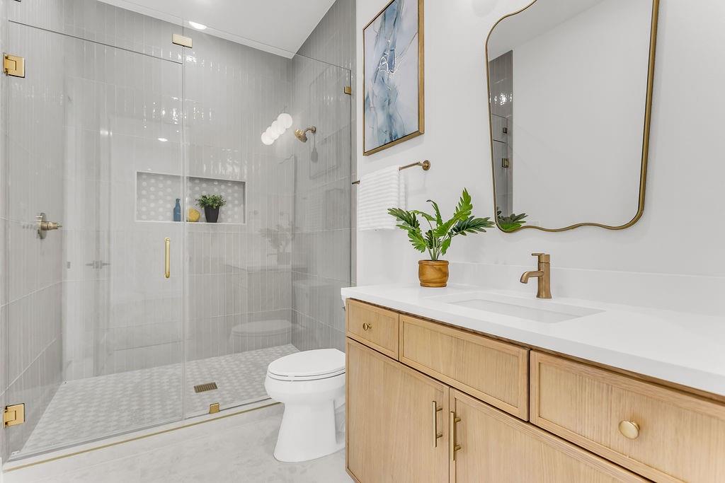 4631 Junius Street, Dallas, TX 75246