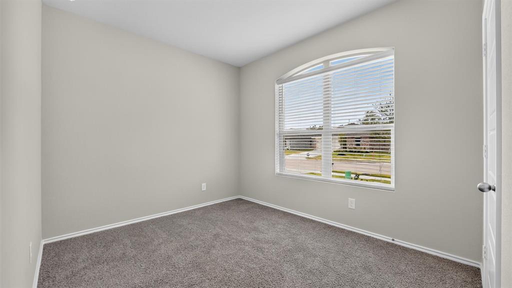 1504 SHELDON Drive, DeSoto, TX 75115