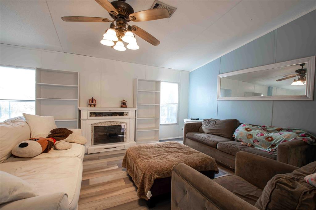 14160 Clark Lane, Wills Point, TX 75169