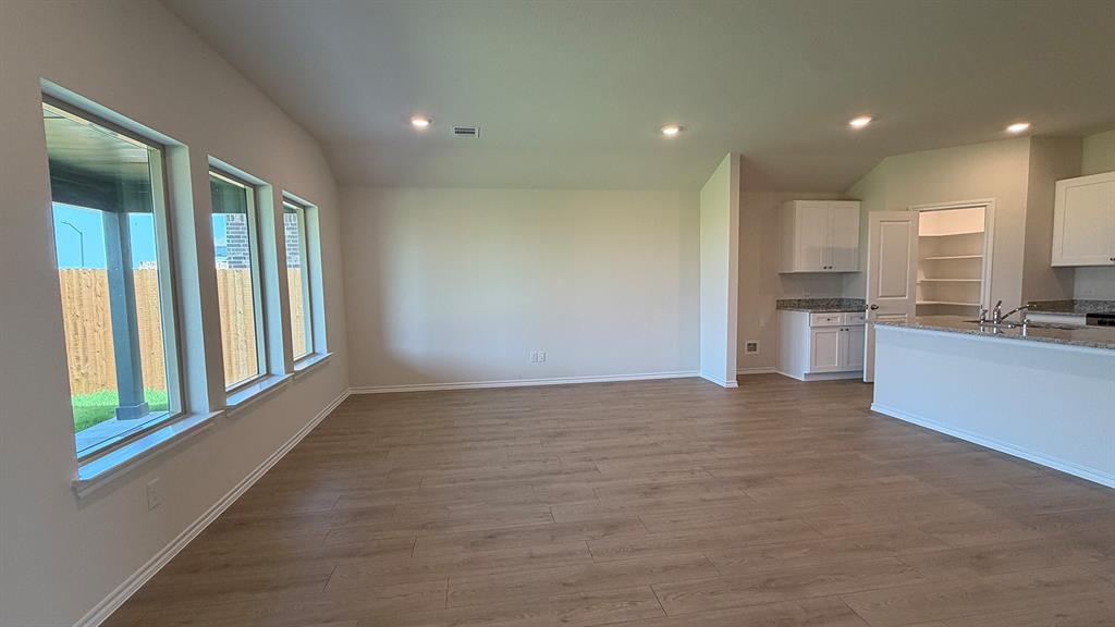 2012 Reveille Way, Terrell, TX 75160