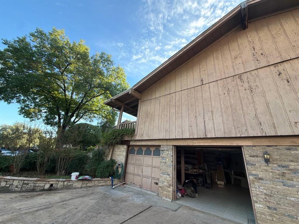 301 San Mateo Court, Irving, TX 75062