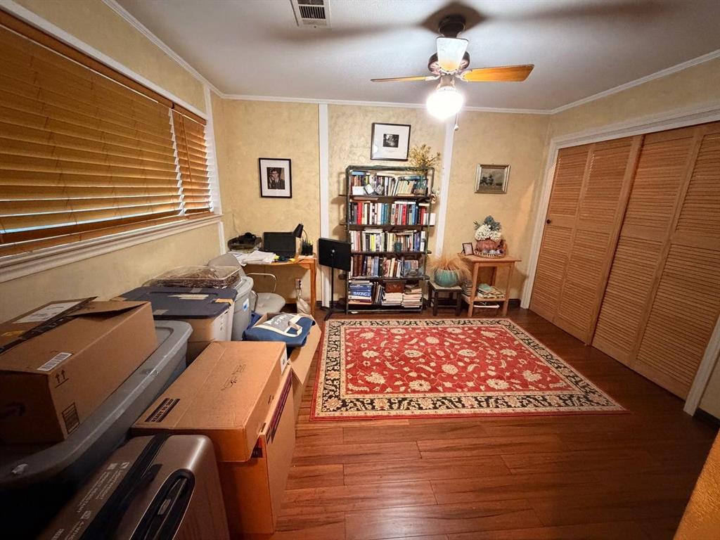 301 San Mateo Court, Irving, TX 75062