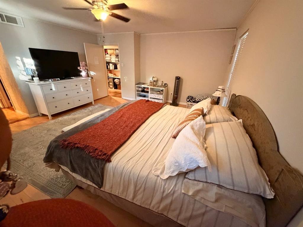 301 San Mateo Court, Irving, TX 75062