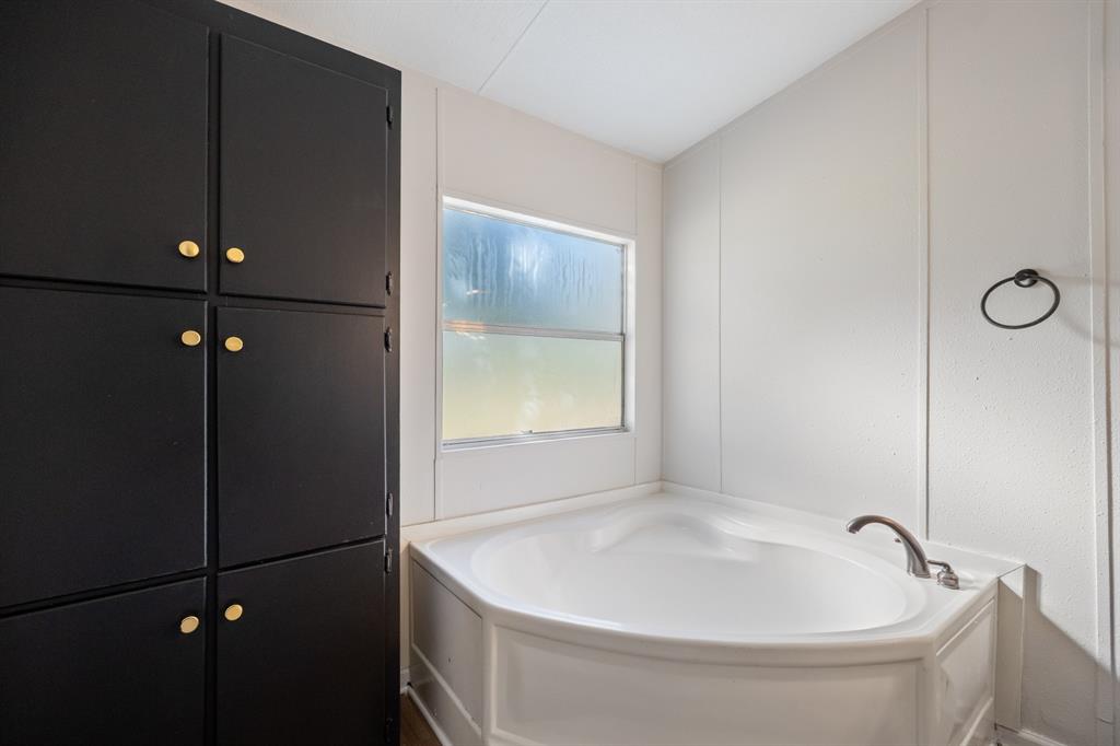 4940 Redbird Trail, Midlothian, TX 76065