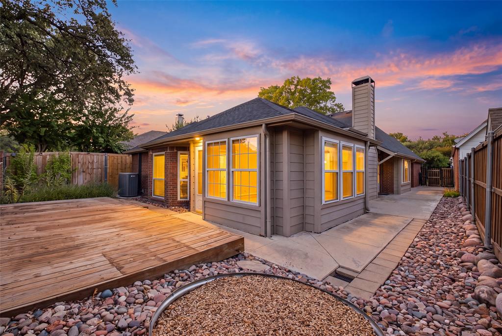 Twilight on the deck: the backyard glows at sunset. Perfect for weekend gatherings or a quiet glass of wine after work.