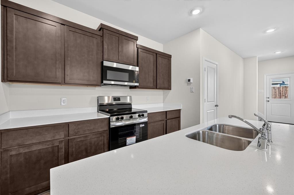 6208 Silver Maple Way, Princeton, TX 75407