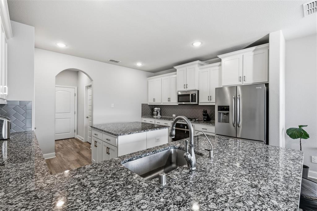 1104 Granger Drive, McKinney, TX 75071