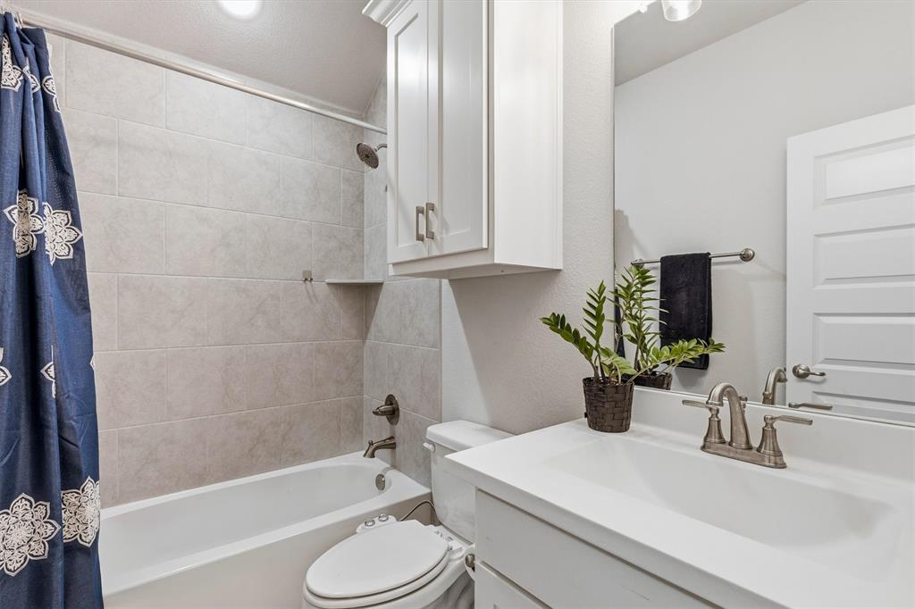 1104 Granger Drive, McKinney, TX 75071