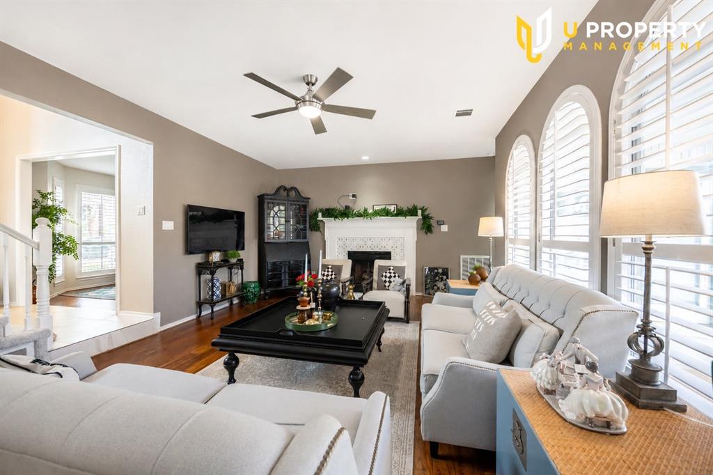 1921 Brabant Drive, Plano, TX 75025 1921 Brabant Drive, Plano, TX 75025