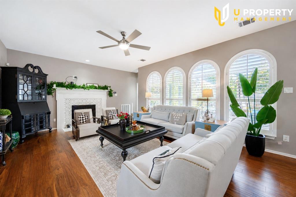 1921 Brabant Drive, Plano, TX 75025 1921 Brabant Drive, Plano, TX 75025