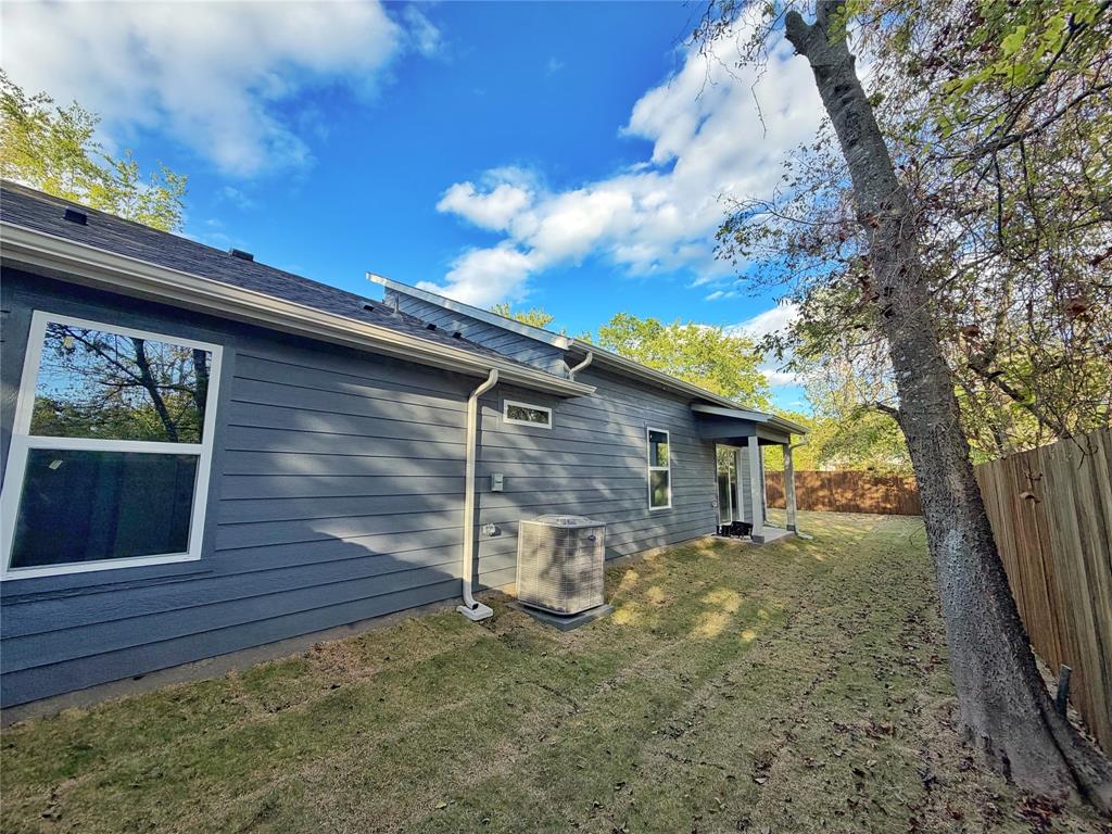 1802 Division Street, #B, Commerce, TX 75428