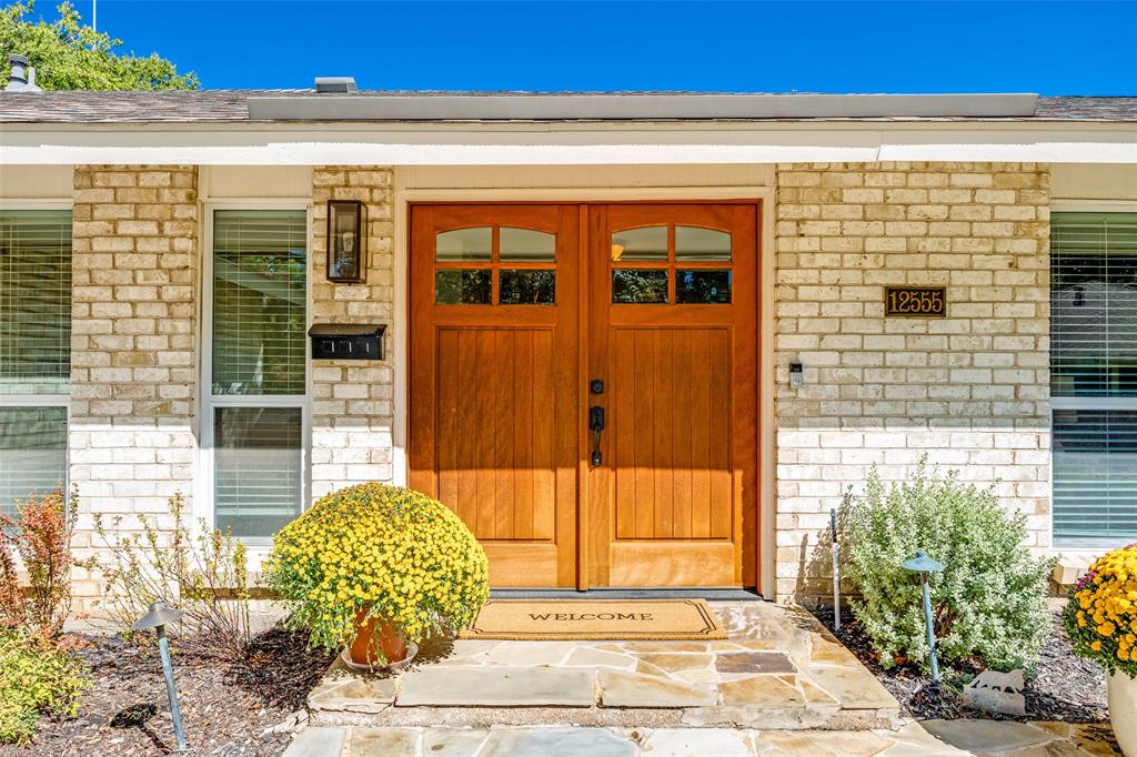 12555 Lochmeadows Drive, Dallas, TX 75244