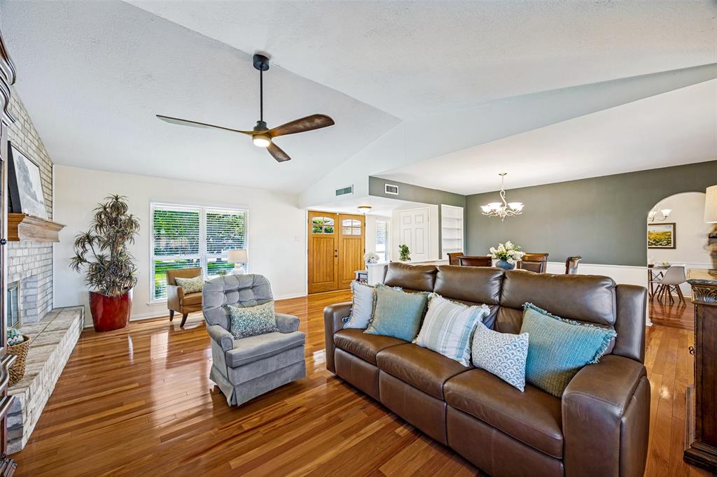 12555 Lochmeadows Drive, Dallas, TX 75244