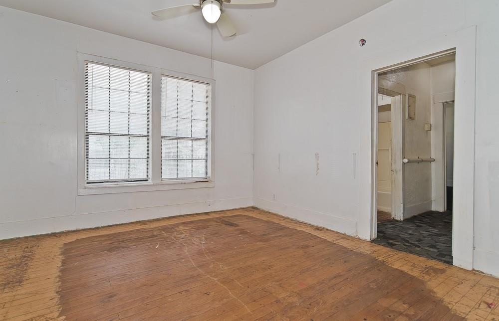 Bedroom #1