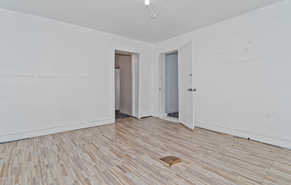 Separate Quarters - Living Area