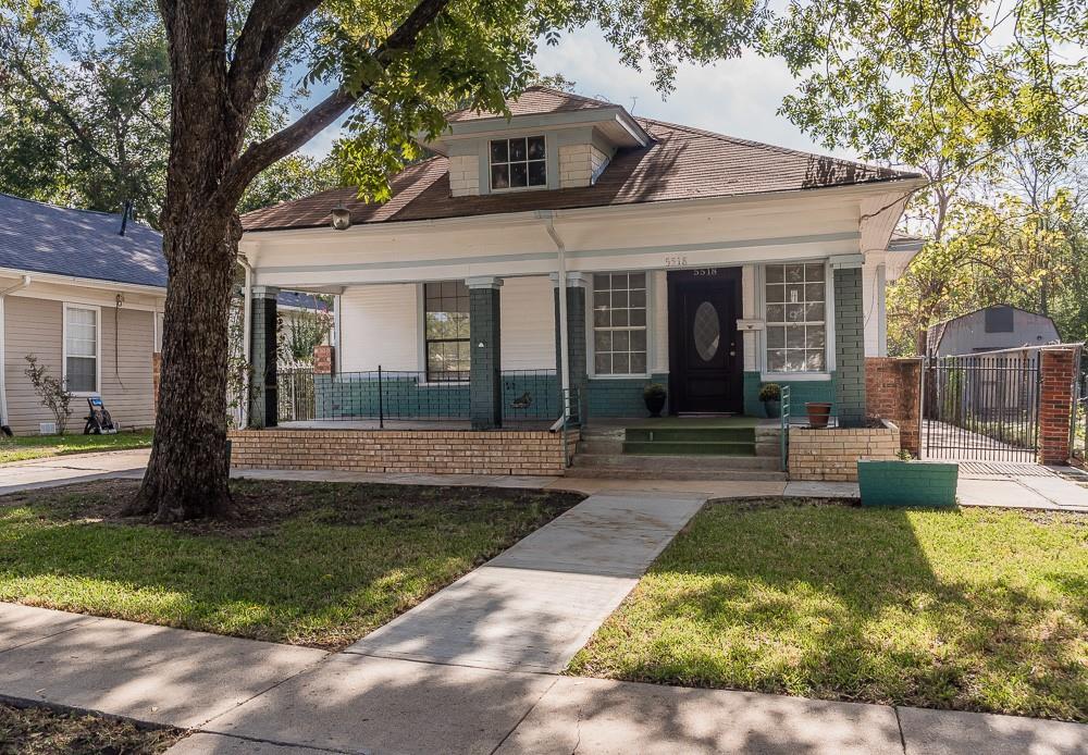 Great Opportunity in Junius Heights!
