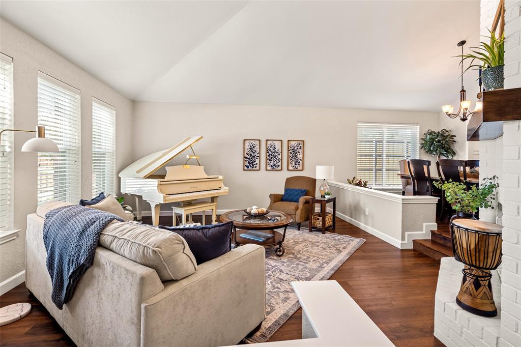 320 Brooks Lane, Coppell, TX 75019