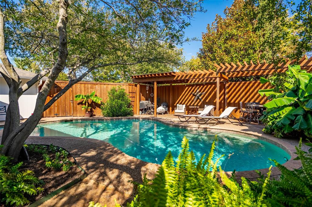 320 Brooks Lane, Coppell, TX 75019