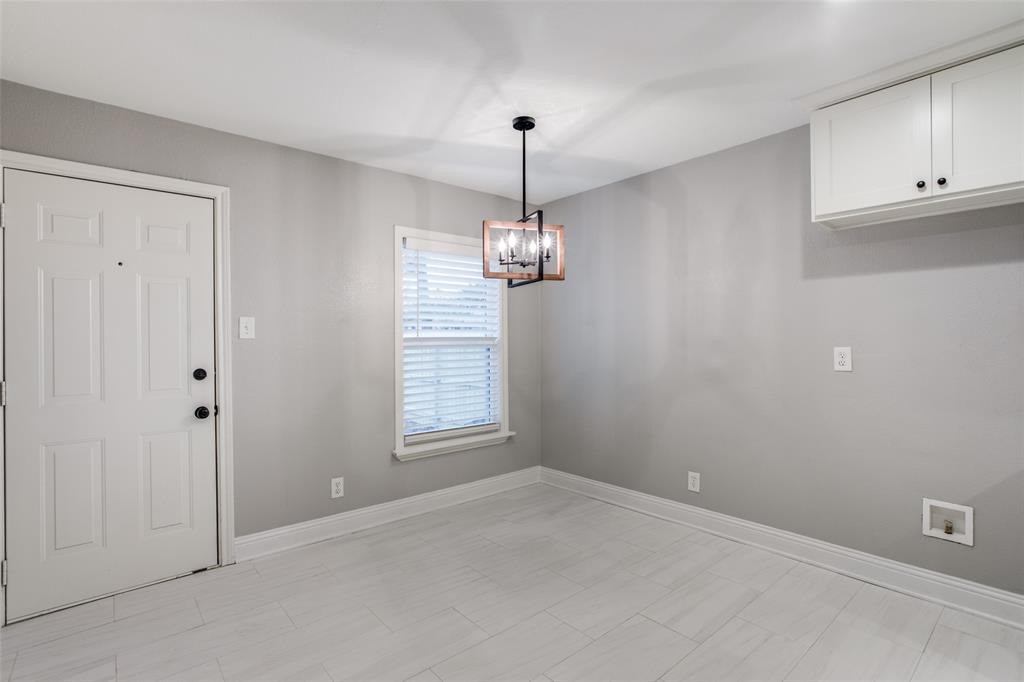 1815 Yucca Drive, Dallas, TX 75217