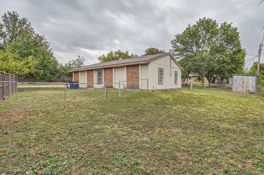 806 Prairie Creek Drive, Princeton, TX 75407