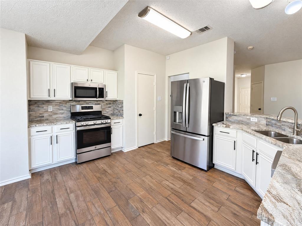 4541 Crystal Lane, Garland, TX 75043