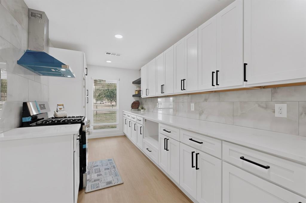 2524 N Saint Augustine Drive, Dallas, TX 75227