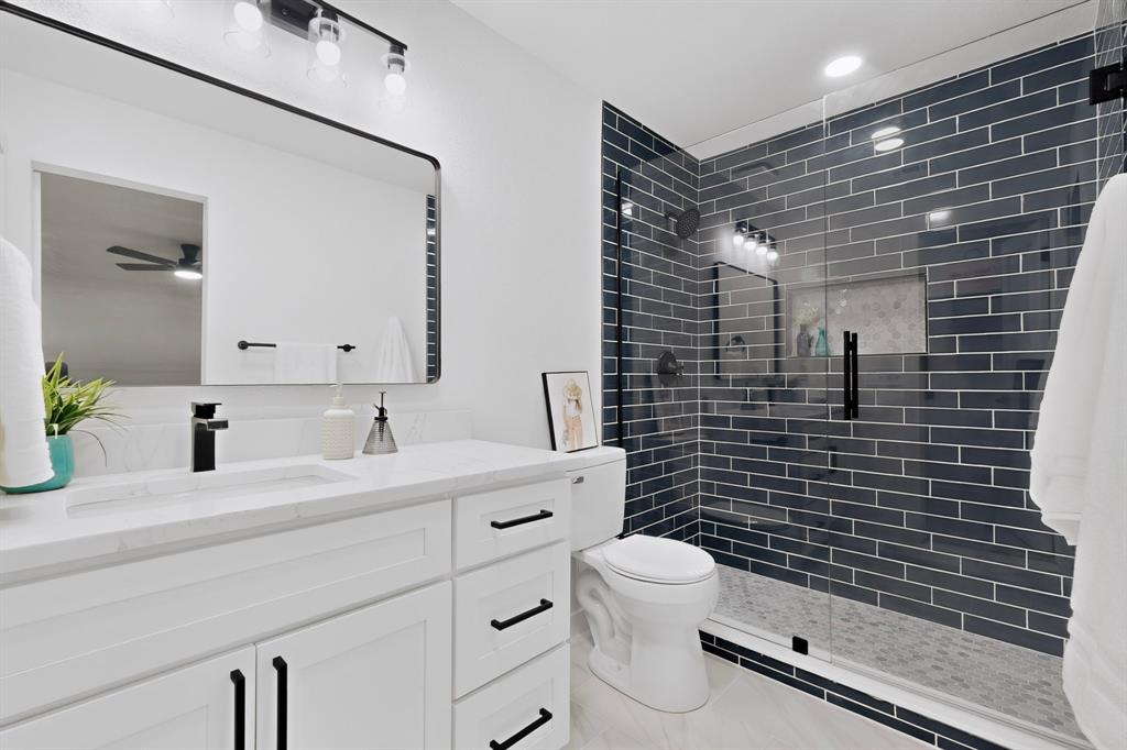 2524 N Saint Augustine Drive, Dallas, TX 75227