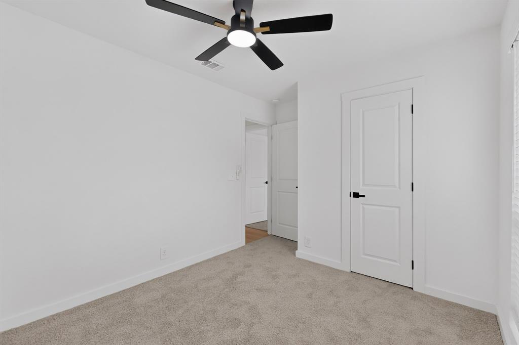 2524 N Saint Augustine Drive, Dallas, TX 75227