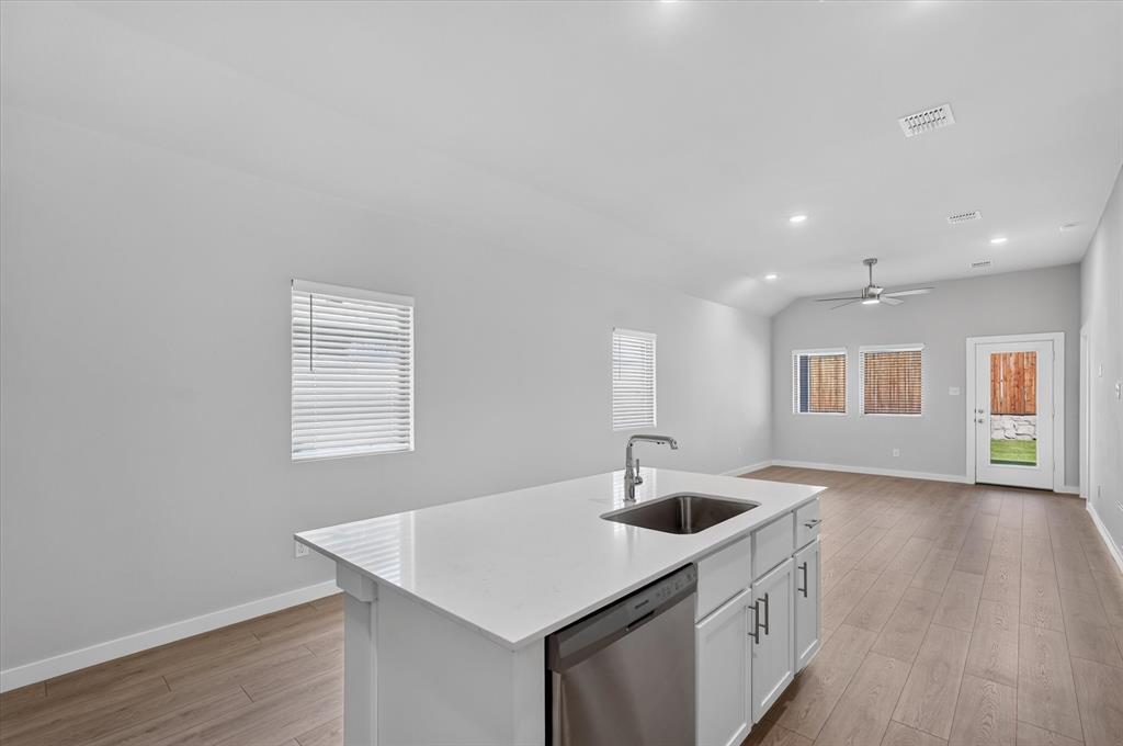 528 Green Gables Drive, Princeton, TX 75071