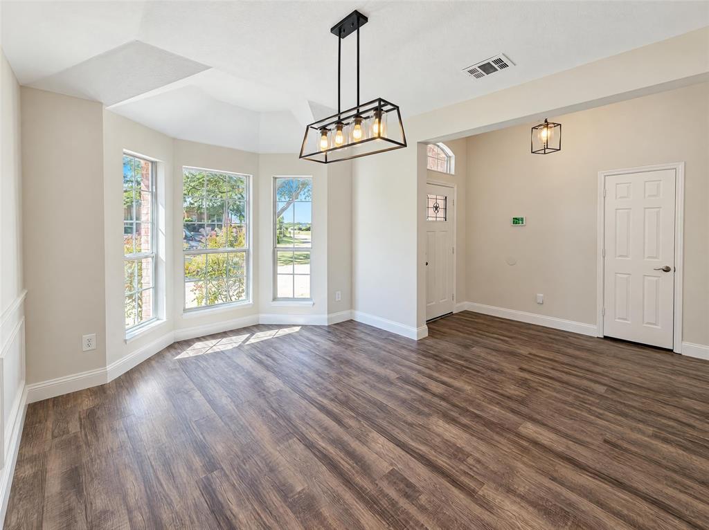 2830 Beacon Hill Drive, Rockwall, TX 75087