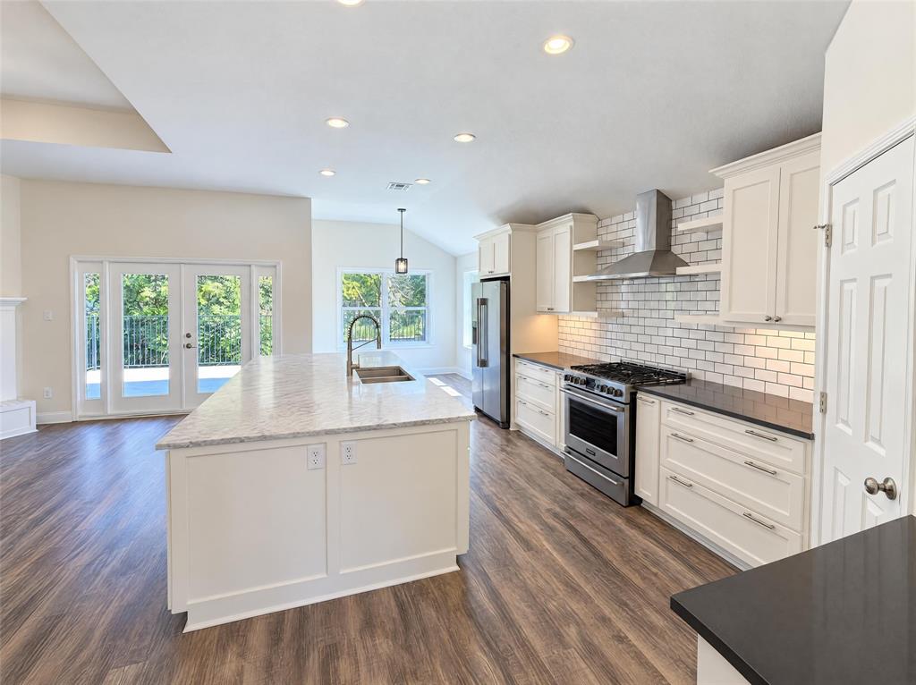 2830 Beacon Hill Drive, Rockwall, TX 75087