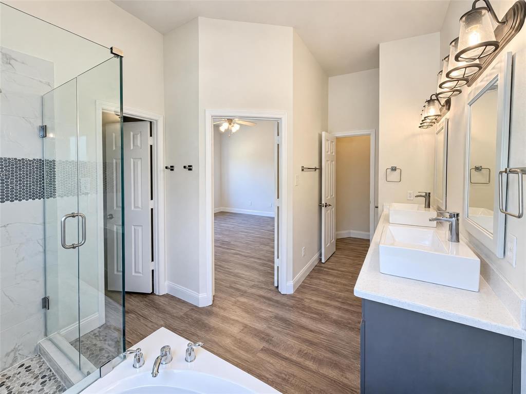 2830 Beacon Hill Drive, Rockwall, TX 75087
