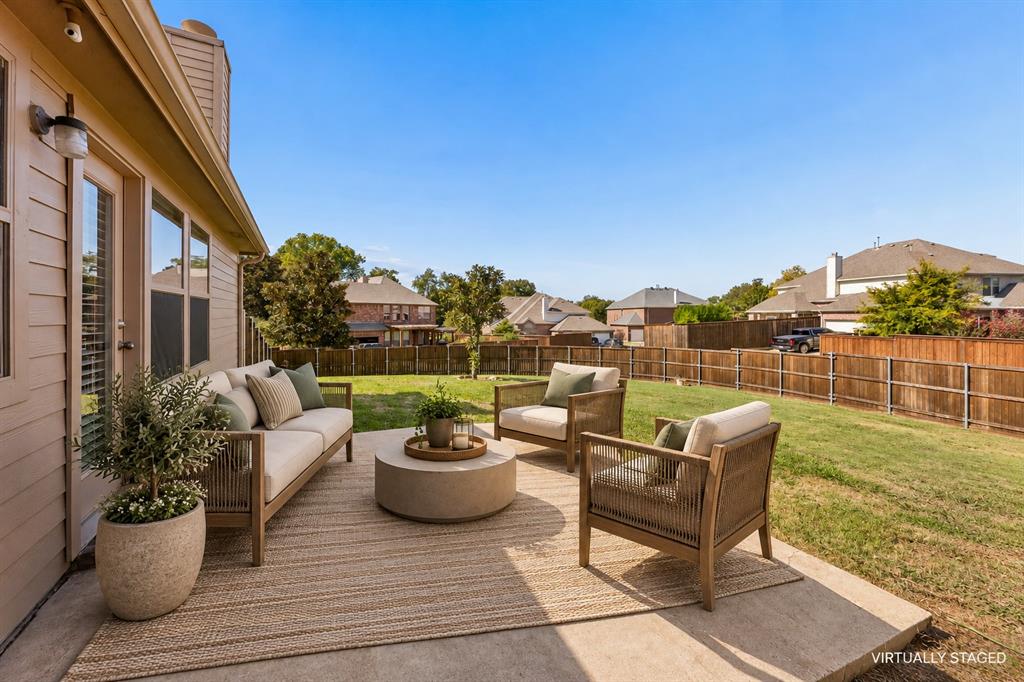 833 Glenmere Court, Rockwall, TX 75087