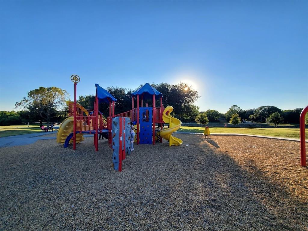 Big Lake Park at Chisholm Trail features multiple parks for your recreational fun.