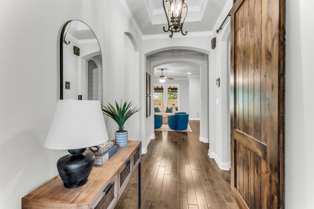 Entry way