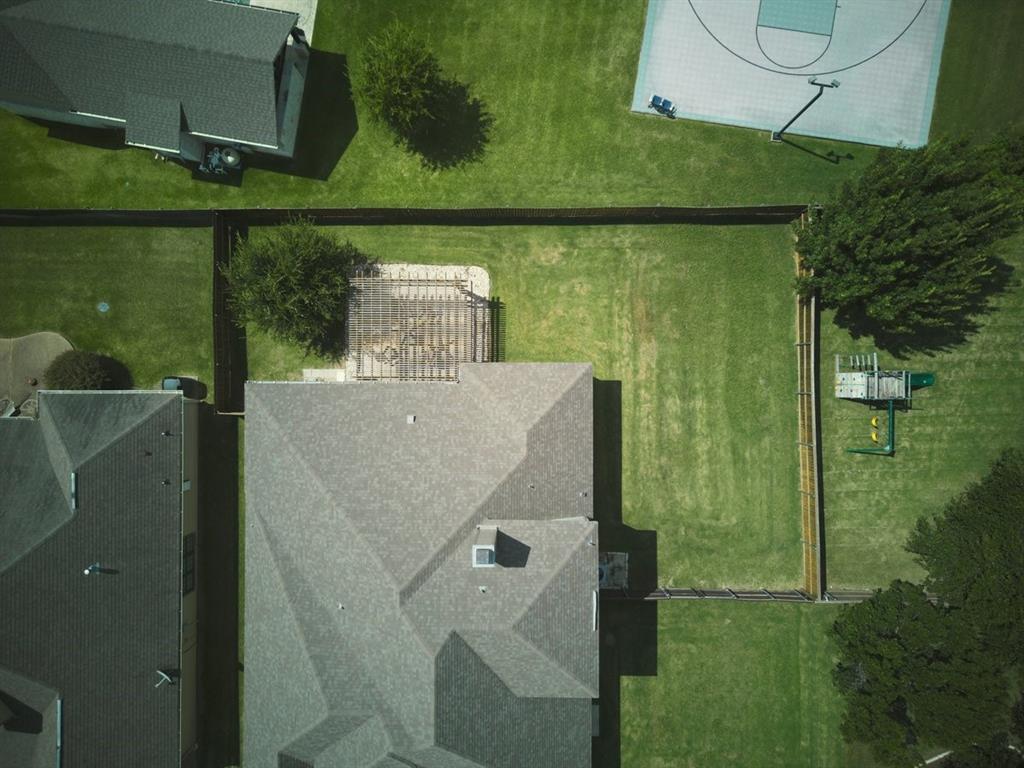 Extra large yard space on side of home